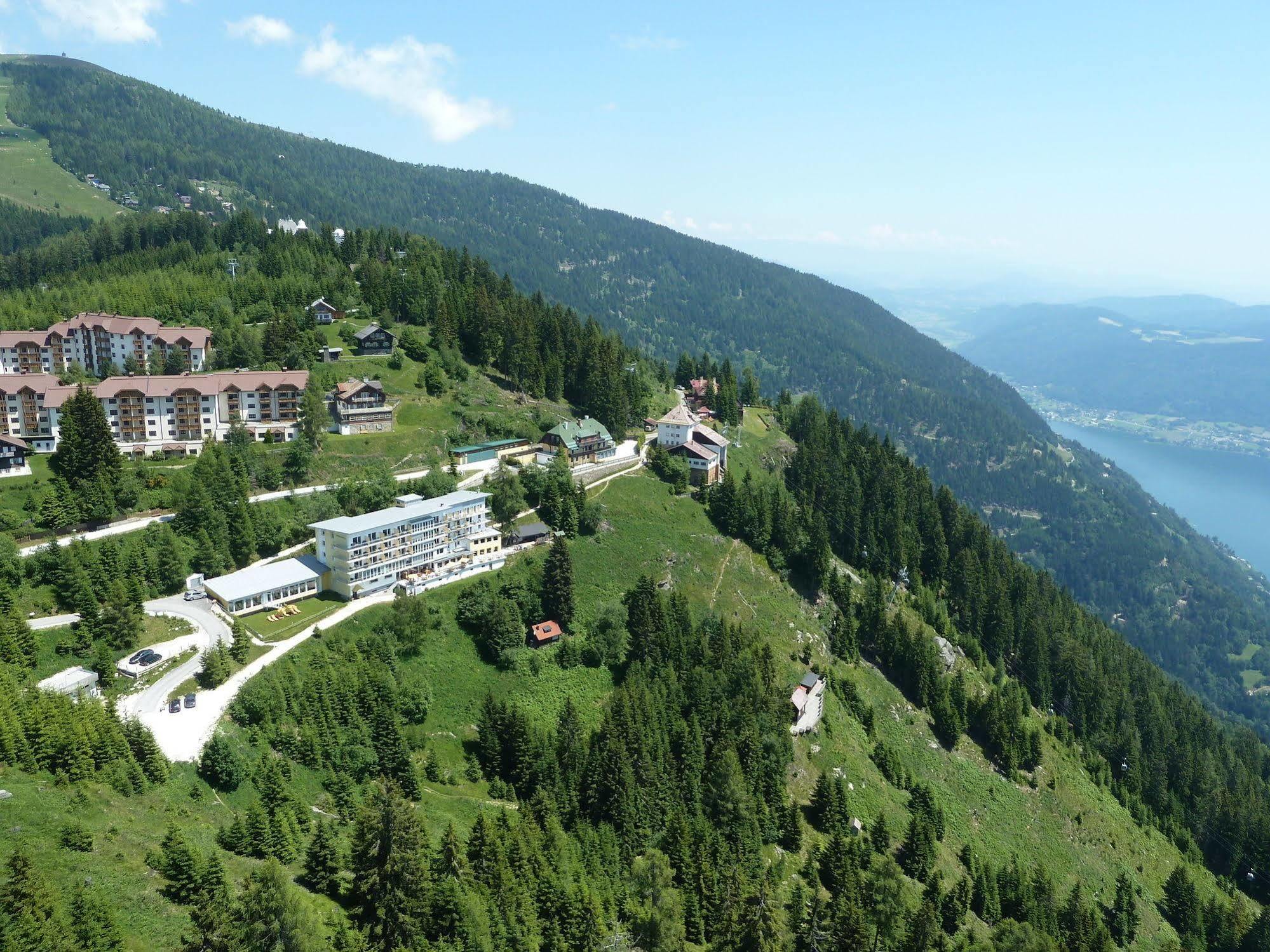 Sonnenhotel Zaubek Treffen Dış mekan fotoğraf