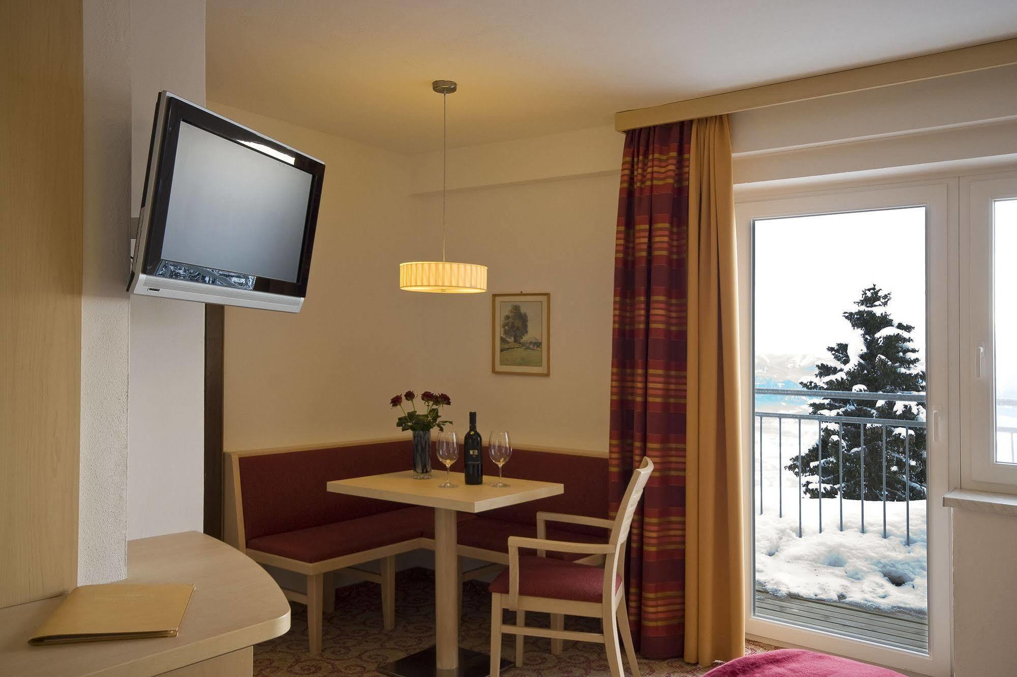 Sonnenhotel Zaubek Treffen Dış mekan fotoğraf