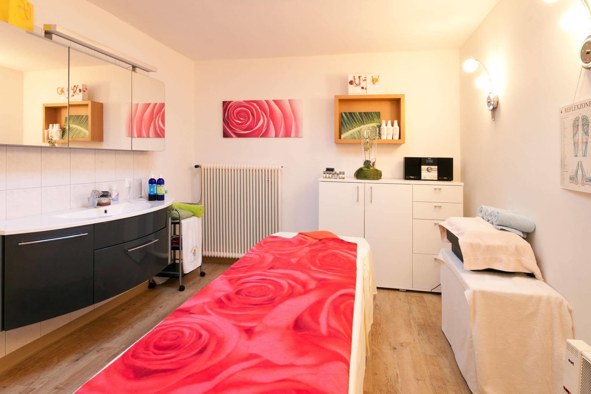 Sonnenhotel Zaubek Treffen Dış mekan fotoğraf